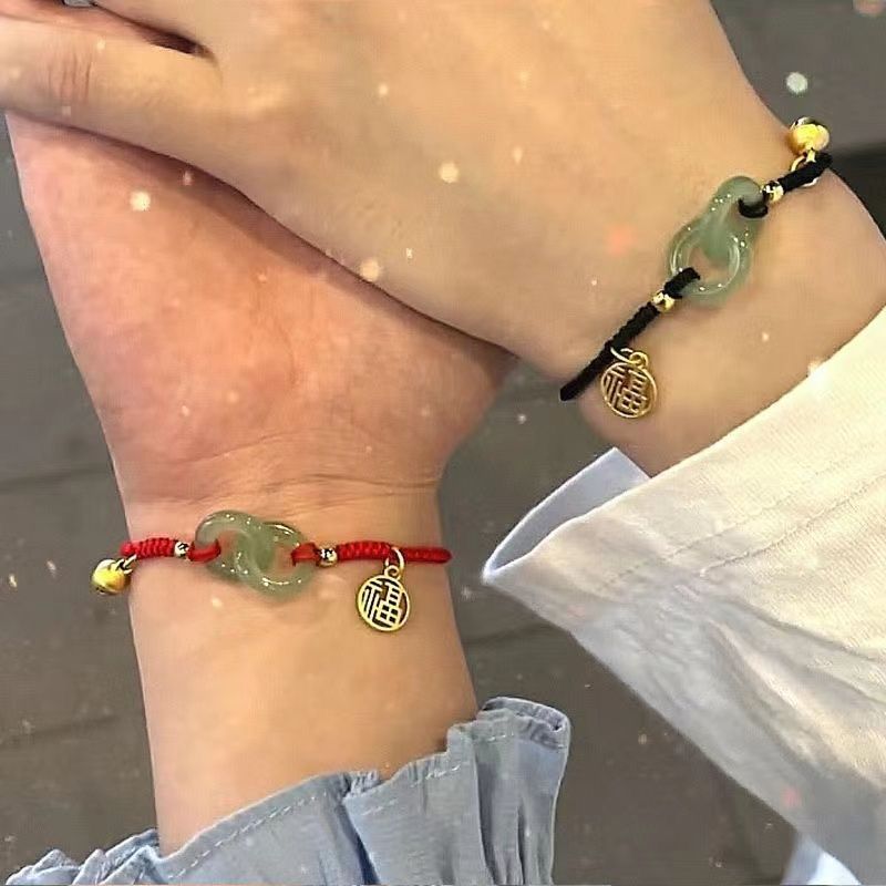 Nuevo botón de seguridad pareja cuerda de mano mujer tejiendo campana pequeña personaje de bendición pulsera pareja regalo de novia novia