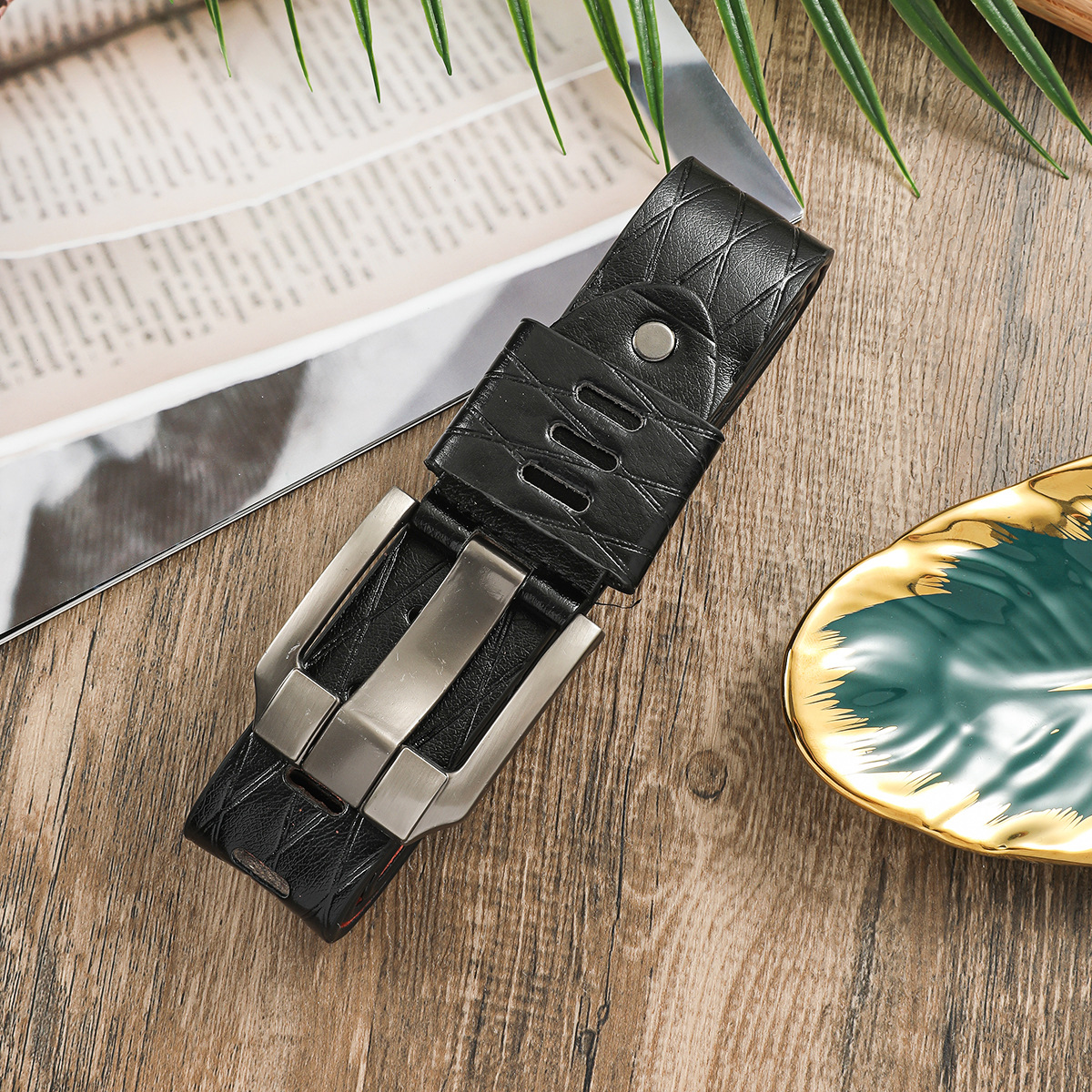 Solid Color Pattern Business Solid Color Buckle Quartz Men's Watches
