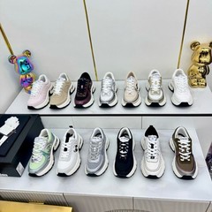 2025 新本革スモールフレグランススタイルお父さん靴女性のメッシュ白靴厚底カジュアル通気性スポーツシューズ女性