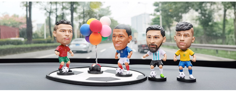 World Cup Football Star Figurines Car Ornaments Gifts for Boys Cristiano Ronaldo Haaland Spring-Loaded Bobblehead Dolls