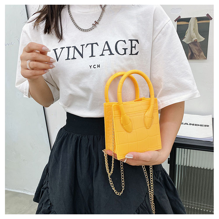 2025 Cross-border new popular smiling face bag, small square bag, fashionable and versatile chain hand bag, shoulder and crossbody jelly women's bag undefined
