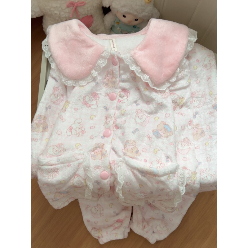 Doll collar mikko winter flannel pajamas for women, featuring cute cartoon designs, perfect for a sweet and casual winter look, suitable for wearing at home