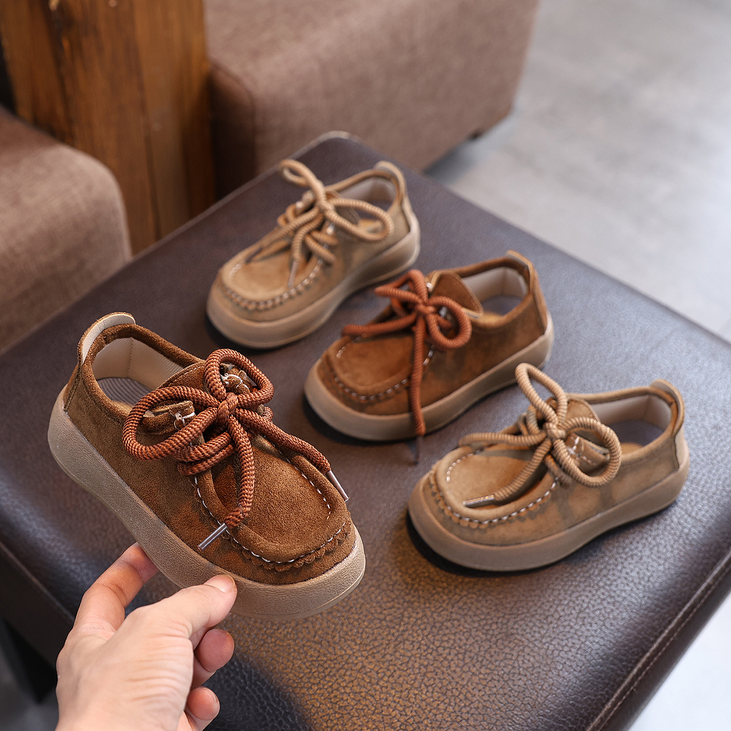 Autumn and Winter Children's Shoes, Sports-Style Leather Shoes, Birkenstock Shoes, Nantong Source Retro Leather Shoes, Girls' Fashionable Single Shoes for Young Children