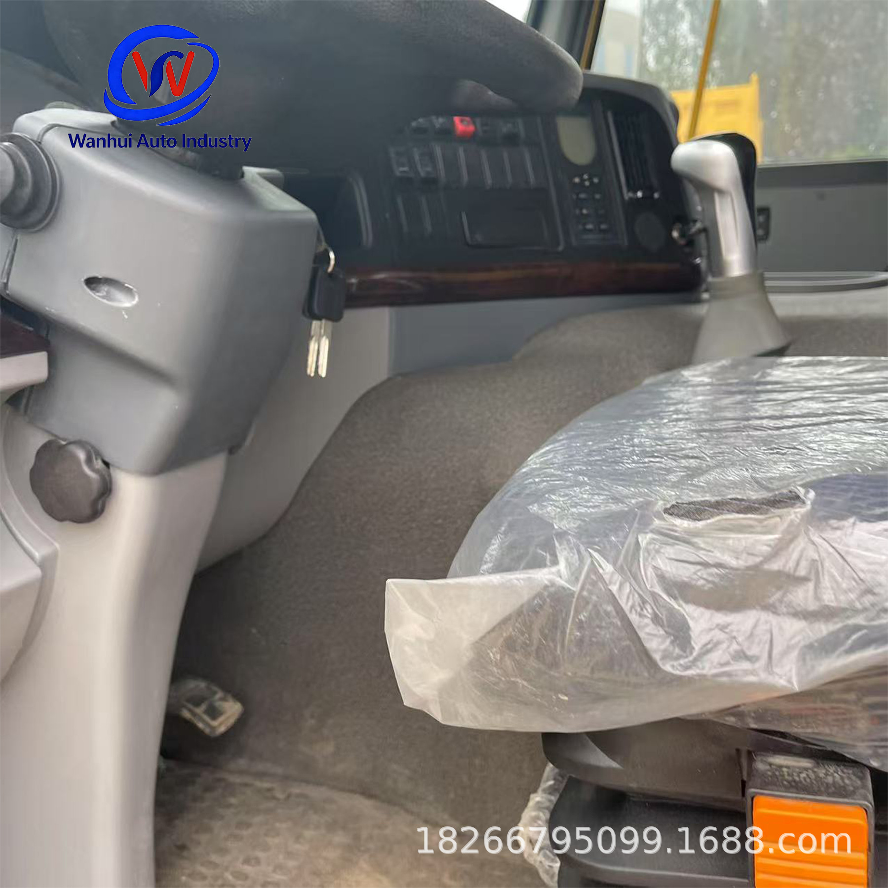 Cross-Border Manufacturer's In-Stock 90% New Howo Dump Truck, Self-Unloading Truck, African Self-Unloading Rear-Dump Transport Truck