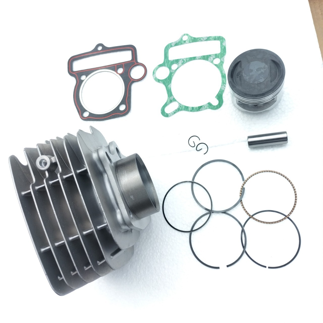 Off-road motorcycle engine parts Yinxiang 140 cylinder kit cylinder block piston piston ring 140 cylinder