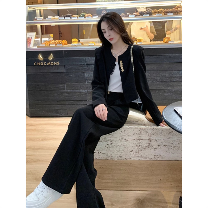 深圳南油早秋穿搭套装女时尚高级感休闲运动风chic阔腿裤两件套|undefined