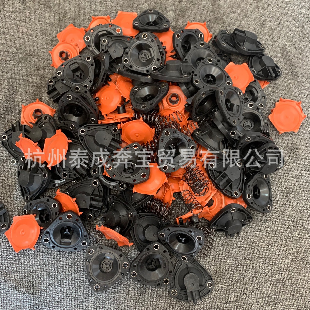 Suitable for Ford Focus Escape 1.0t Turbocharger Pressure Relief Valve Cover Cm5G6K682Ja 1761178