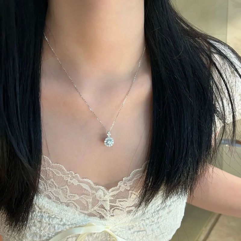 一世繁花满钻项链女轻奢小众ins气质高级感吊坠锁骨链送女友礼物|undefined