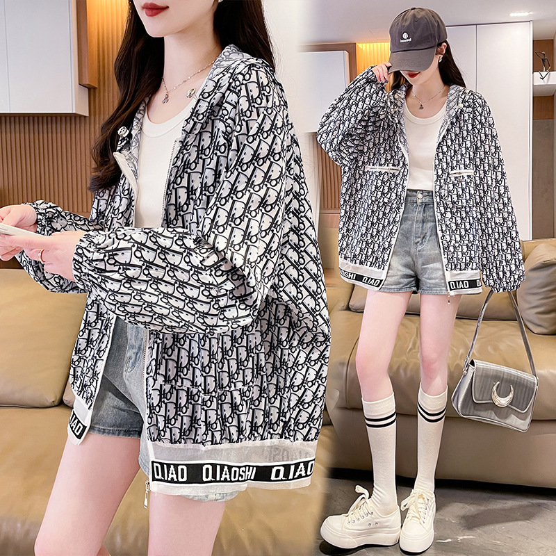 2025 女性用日焼け止め服、夏の海辺の休暇、紫外線防止長袖ミドル丈の女性用超妖精ライト大人服|undefined