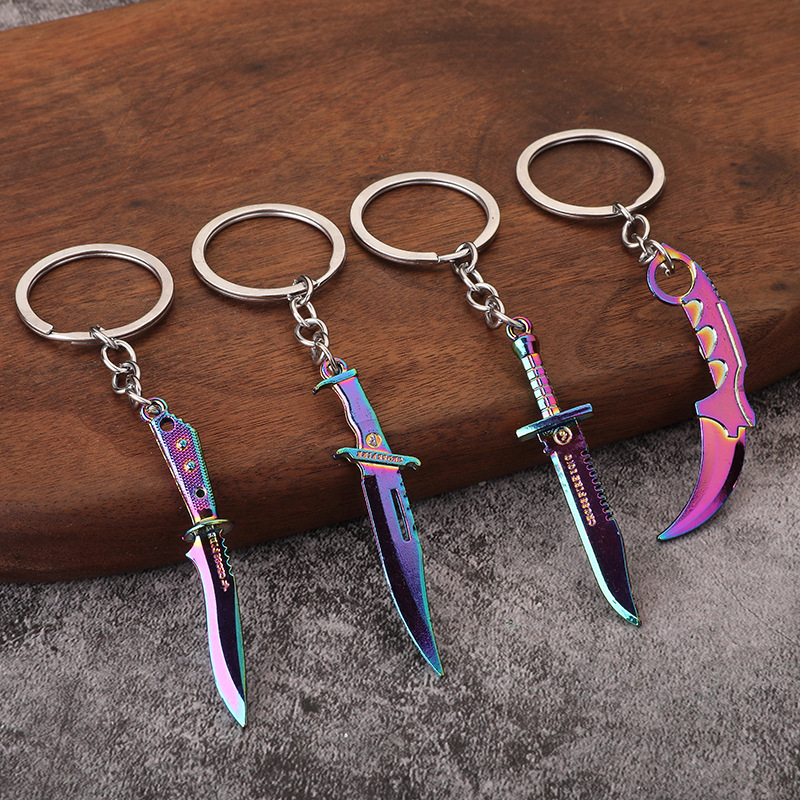 Varorant peripheral plundering impression weapon thug m4 impression claw knife all-metal model keychain pendant