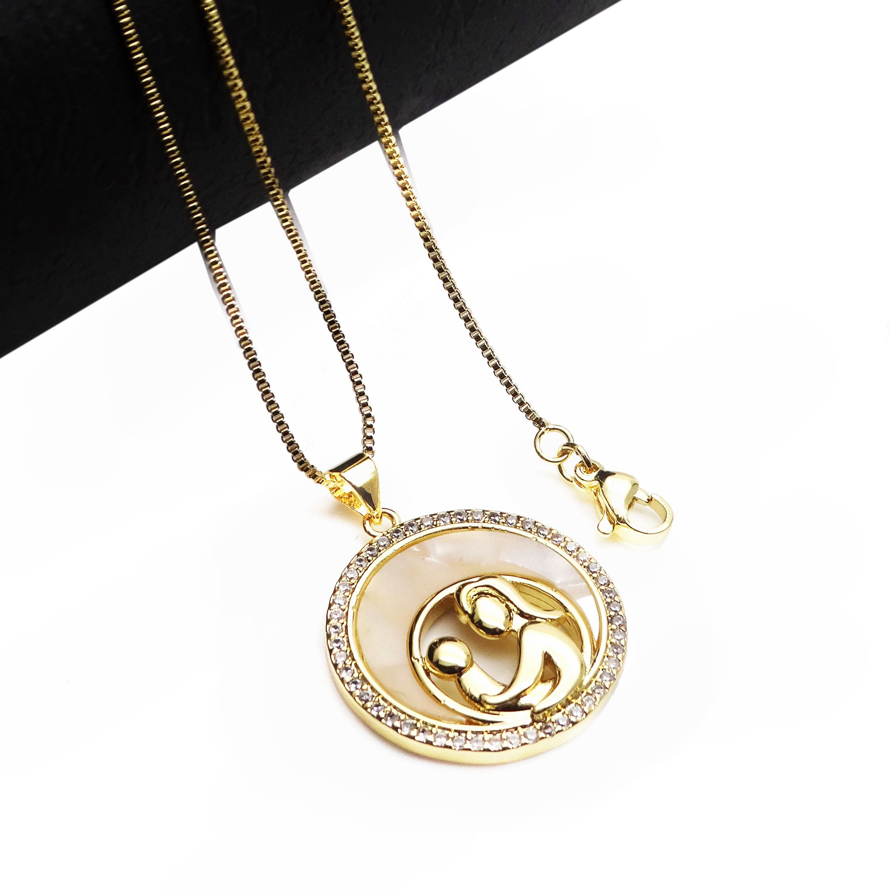 7g Weight Copper Pendant Material Zircon Inlay Material Pendant Necklace Classification Copper Chain Material 1 Piece Quantity Casual Occasion Copper Material Letter, Heart Shape Pattern Women's Gender Inlay Design Simple Style Style Copper Inlay Letter Heart Shape Zircon Pendant Necklace 13