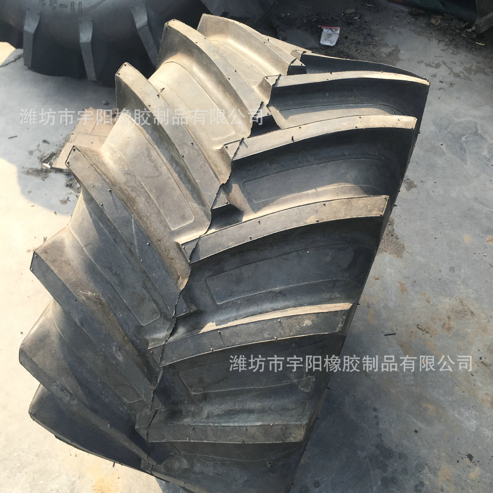 31x15.50-15 人字花纹打捆机 捆草机 农用机械轮胎