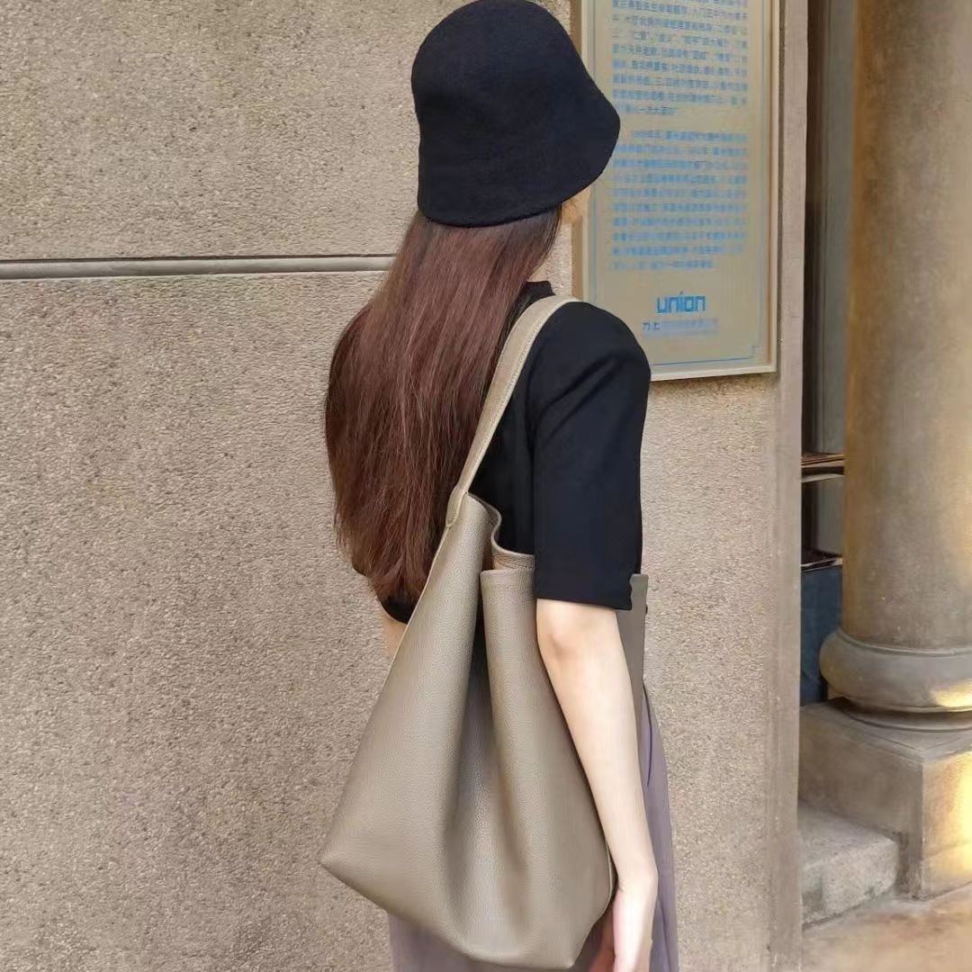 Row Genuine Leather Large Capacity Bucket Bag Soft Leather Luxury Commuter Tote Shoulder Handbag For Women - Thumbnail 3