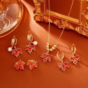 ����tɫ���~�ʯ�朸߼��Еr�о����Ś��|�i�����Ů�L���