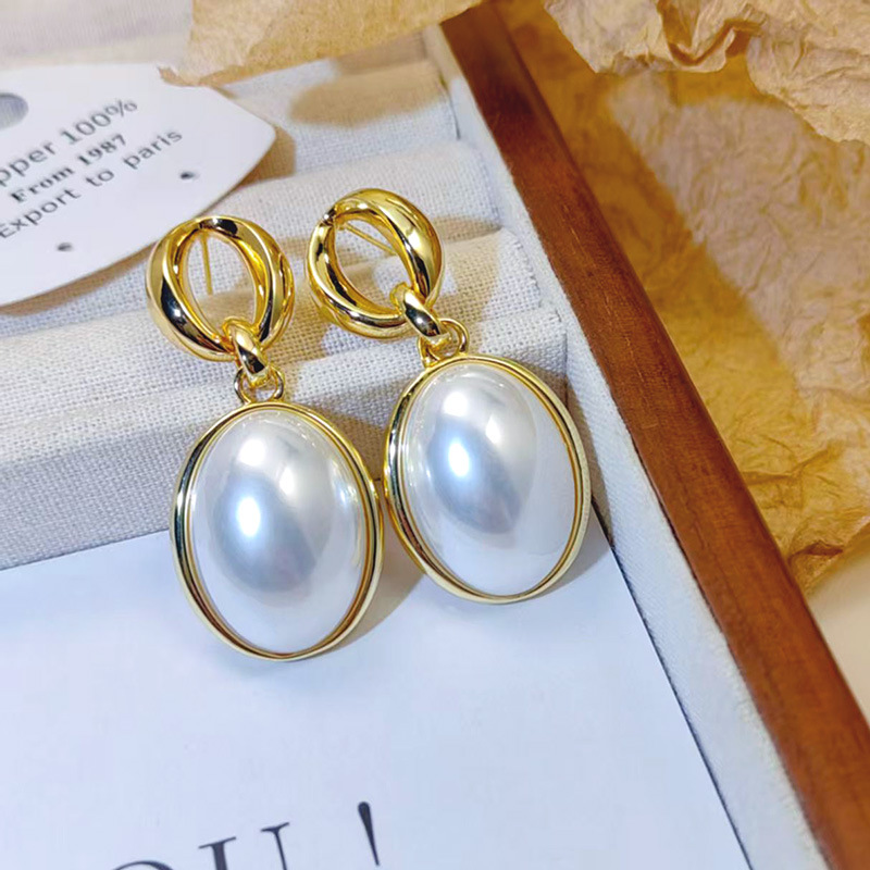 Geometric elegant small earrings pearl