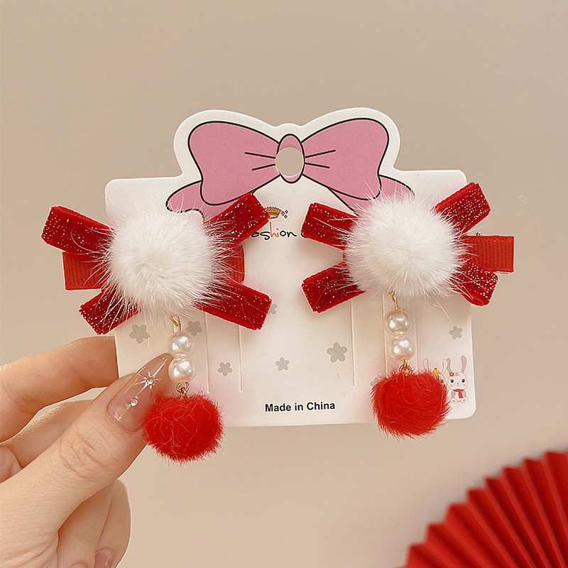 8 clip de peluche rojo y blanco