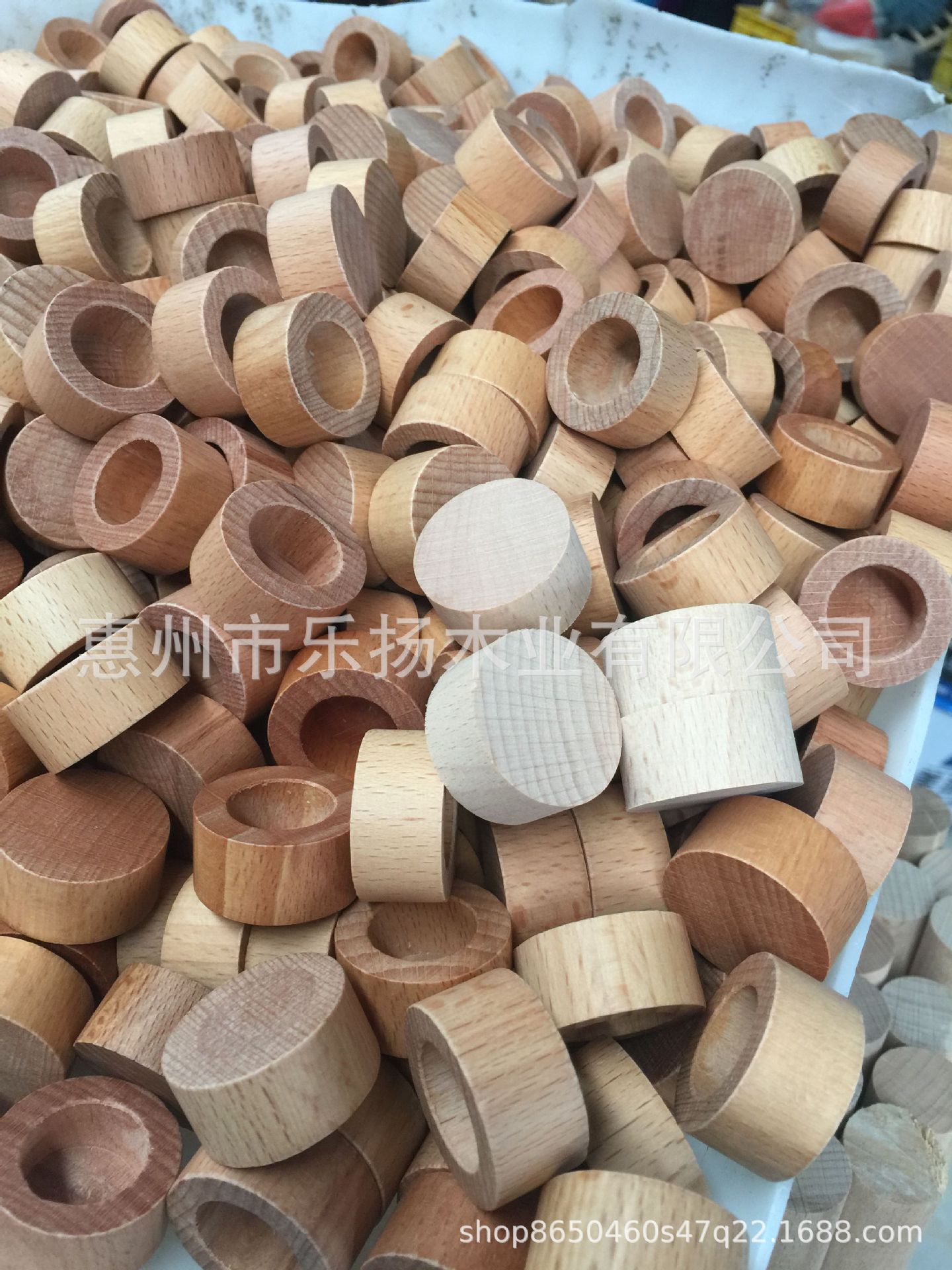 厂家直供荷木白蜡木榉木实木圆木片玩具底座装饰品儿童手工小木块-阿里巴巴