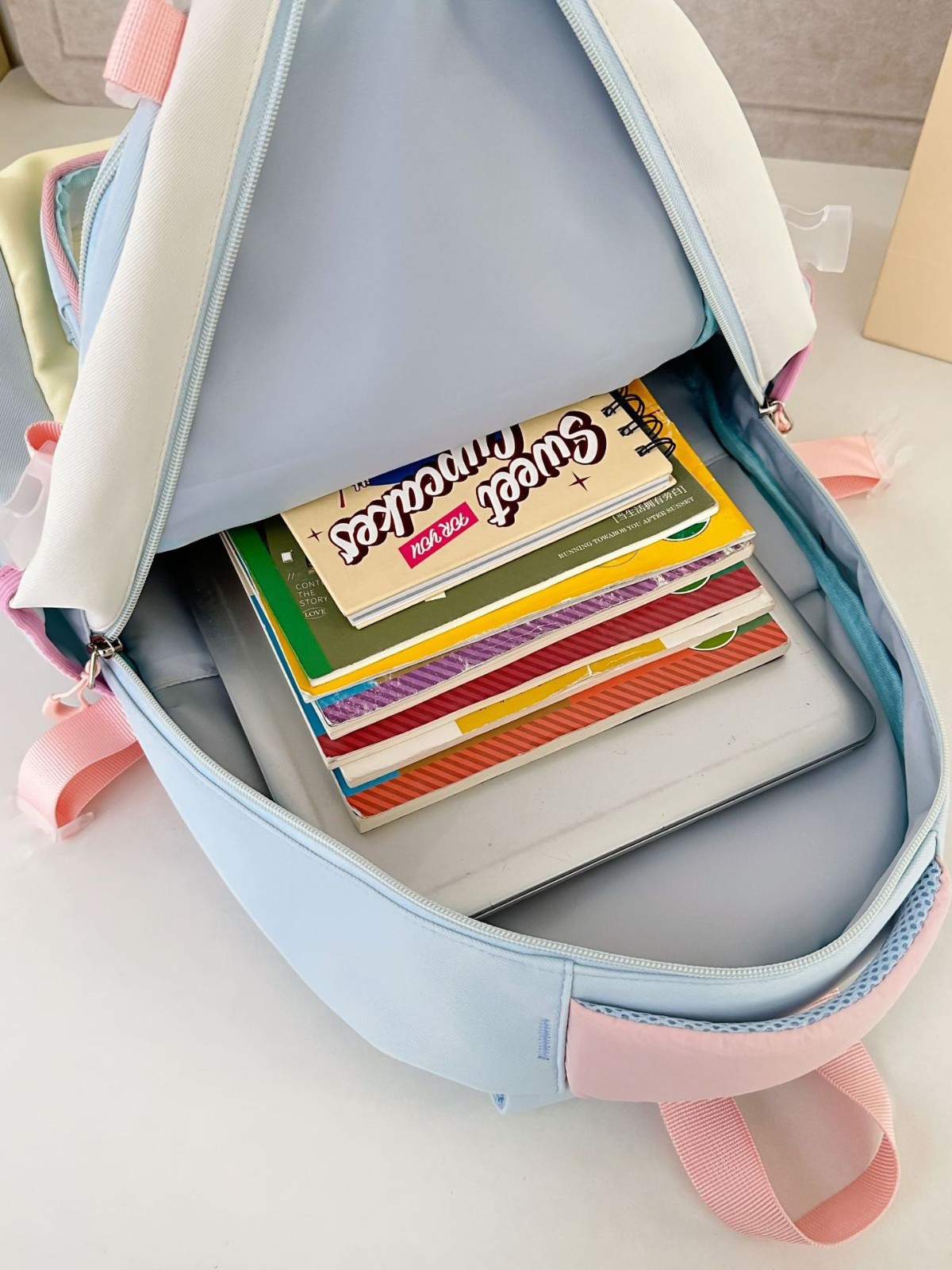 Bolsa de dolor de hombro de arco japonés de color contraste, bolsa de dolor de alta calidad, bolsa de dolor de alta capacidad, bolsa de dolor transparente