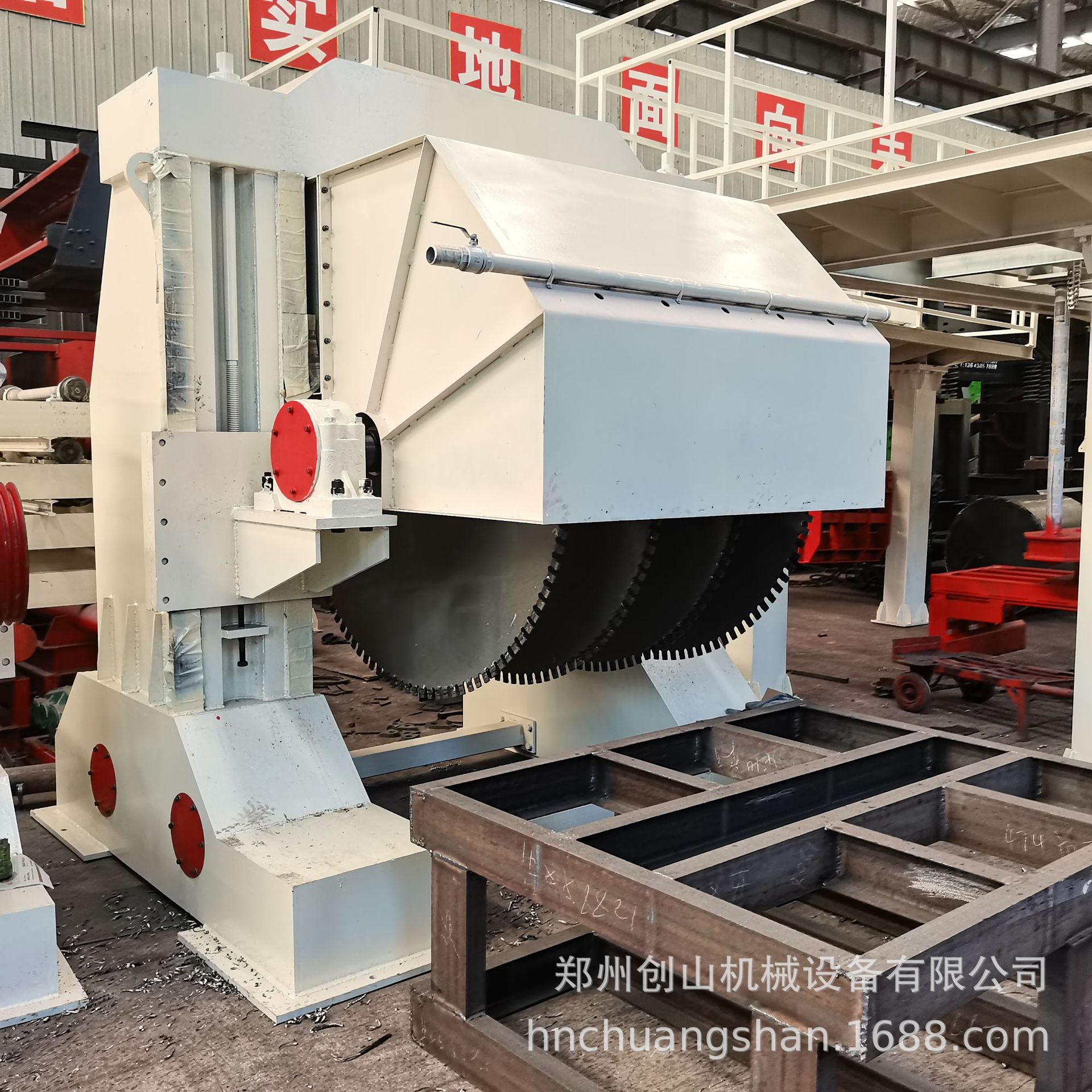 Suministro de equipos para ladrillos de espuma ligera, línea de producción de bloques autoaislantes Yuanhao, máquina para ladrillos de espuma de cemento, pedidos con descuento disponibles.