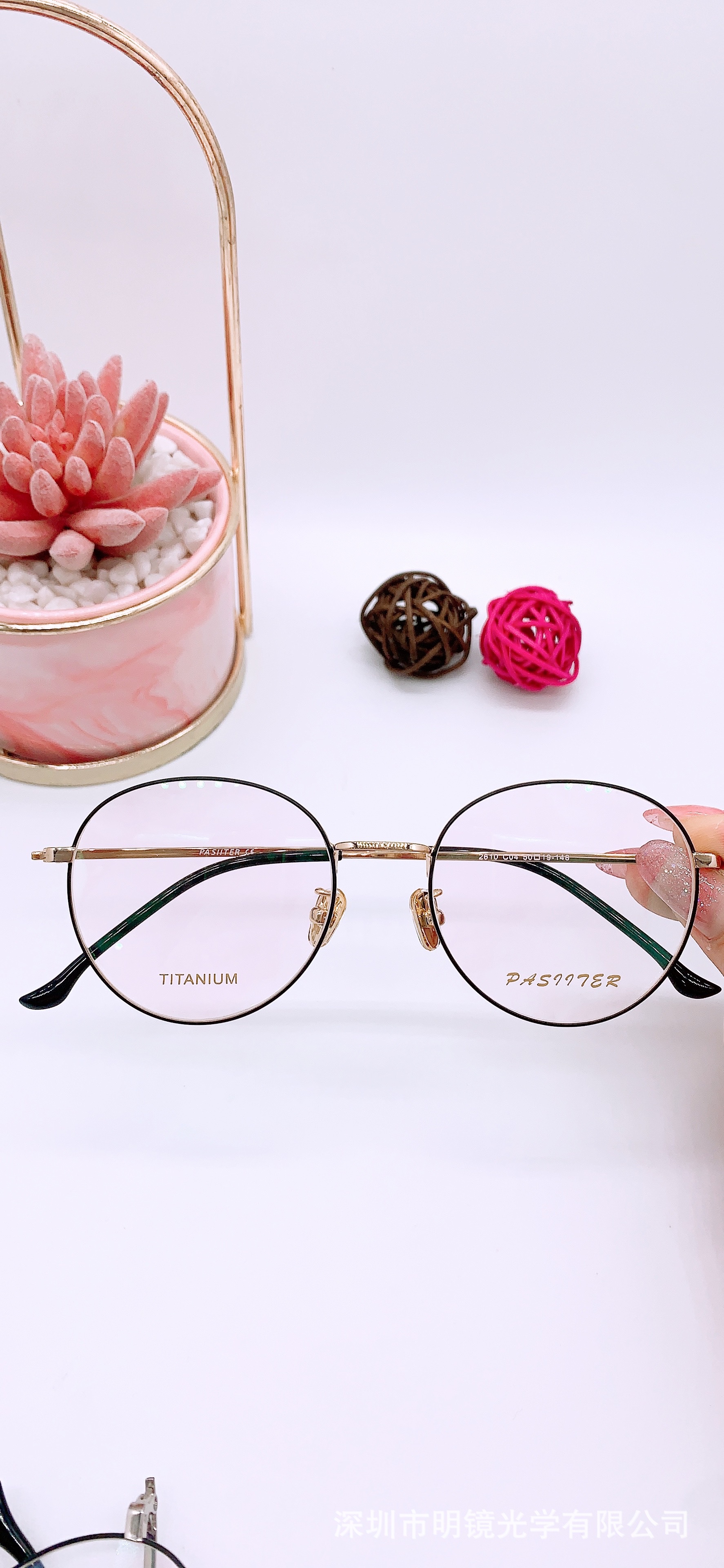 Fashionable ultra light retro glasses for men and women