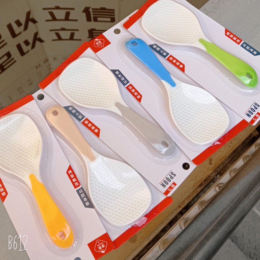 Nueva moda caja de dibujos animados de acero inoxidable regalo snack cubiertos set estudiantes portátiles cucharas al aire libre palillos