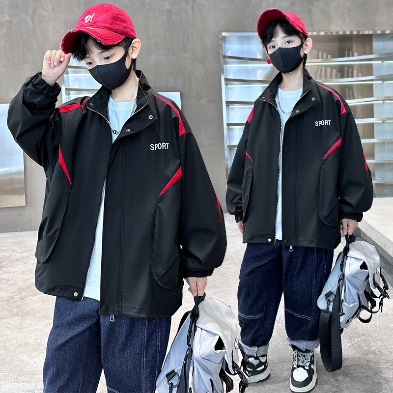 Jungenmantel 2024 Neuware, Windjacke im Mid-Spring-Herbst-Stil, robuste und hübsche Kinderjacke mit großen Taschen,_voghion.com