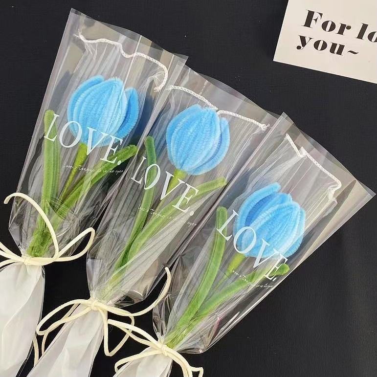 New light blue tulip single (including spray yarn)