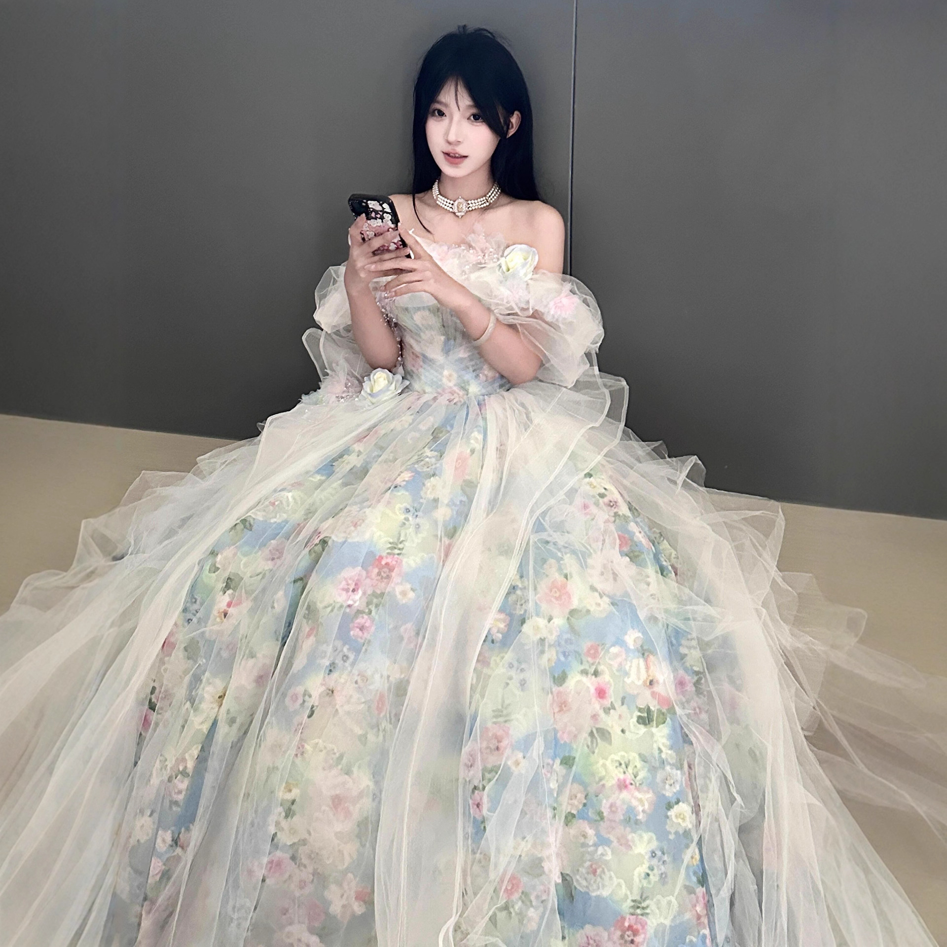Elegant French Blue Evening Gown For Vocal Performance & Debutante Ball - Princess Style Dress With Full Skirt_ecoleips.com