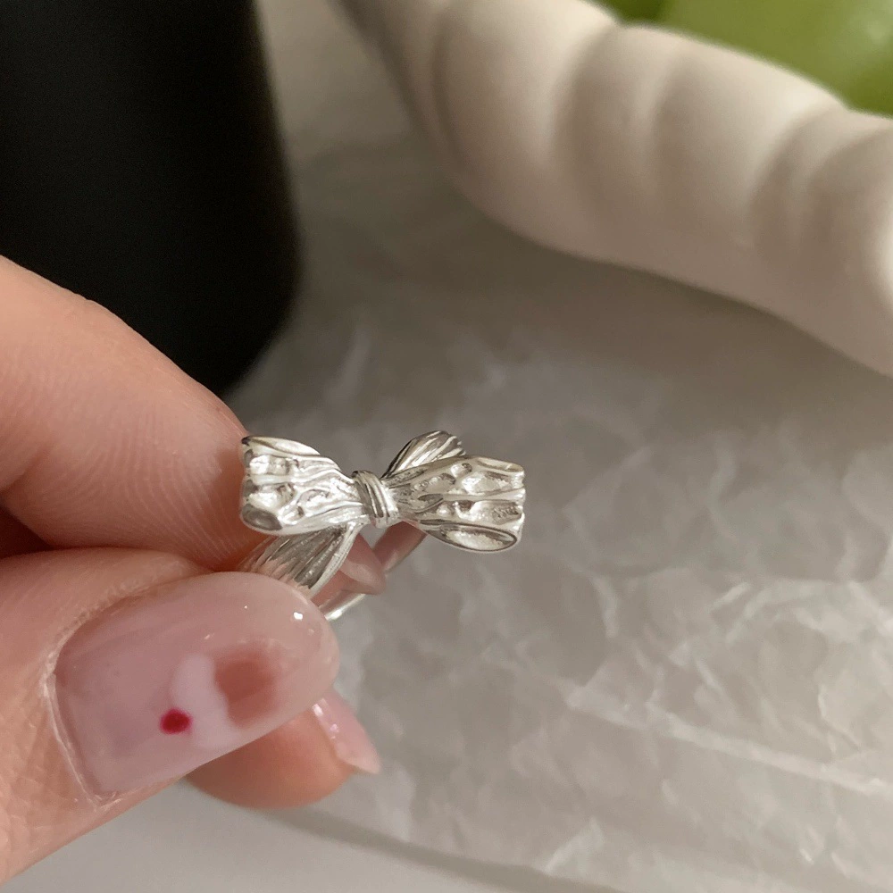 Серебряное кольцо 925 пробы, матовая отделка, стиль легкой роскоши, середний палец, не тускнеет