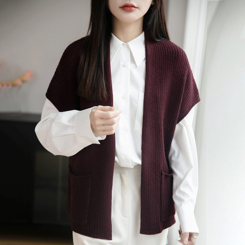 Korean Fashion Versatile Knitted Cardigan with Pockets for Women, New Spring Style, Layered Wear, Korean-Style Loose Sweater Shawl Korean Fashion Versatile Knitted Cardigan with Pockets for Women, New Spring Style, Layered Wear, Korean-Style Loose Sweater Shawl