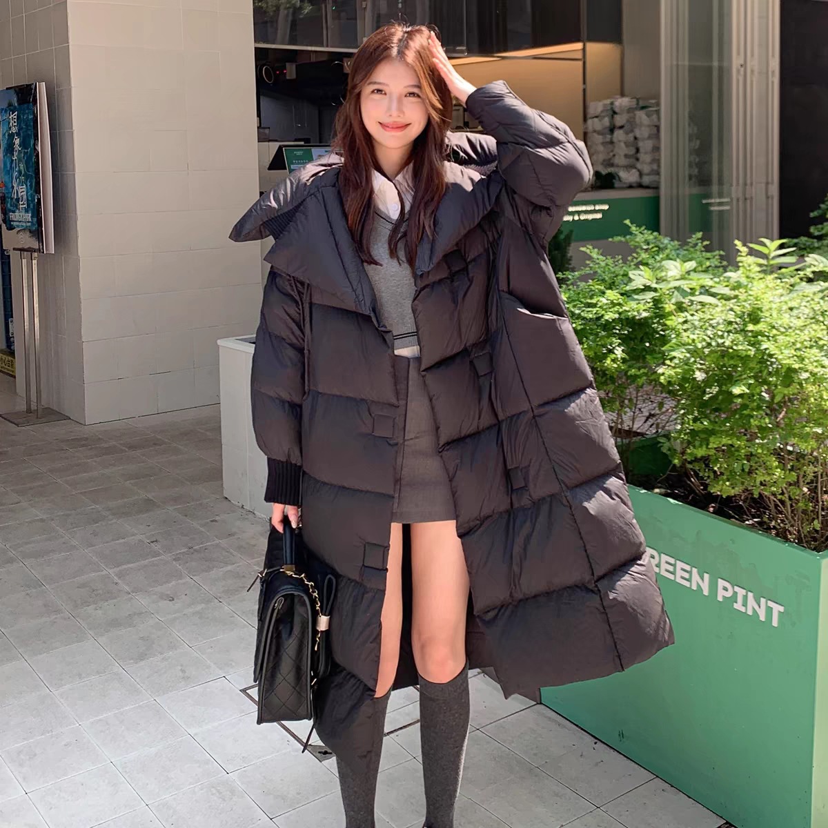 白鹅绒羽绒服女冬保暖长款过膝加厚外套