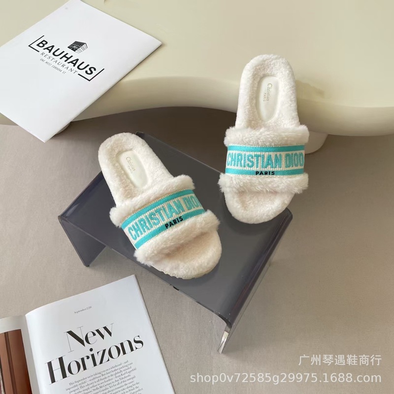 D家2025年秋冬新款羊羔毛拖鞋时尚居家平底外穿露趾保暖毛绒托女|undefined