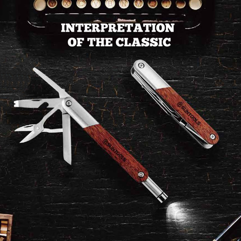 木柄多功能小刀 折叠刀户外刀 多功能钳 口袋刀带小电筒 野营工具