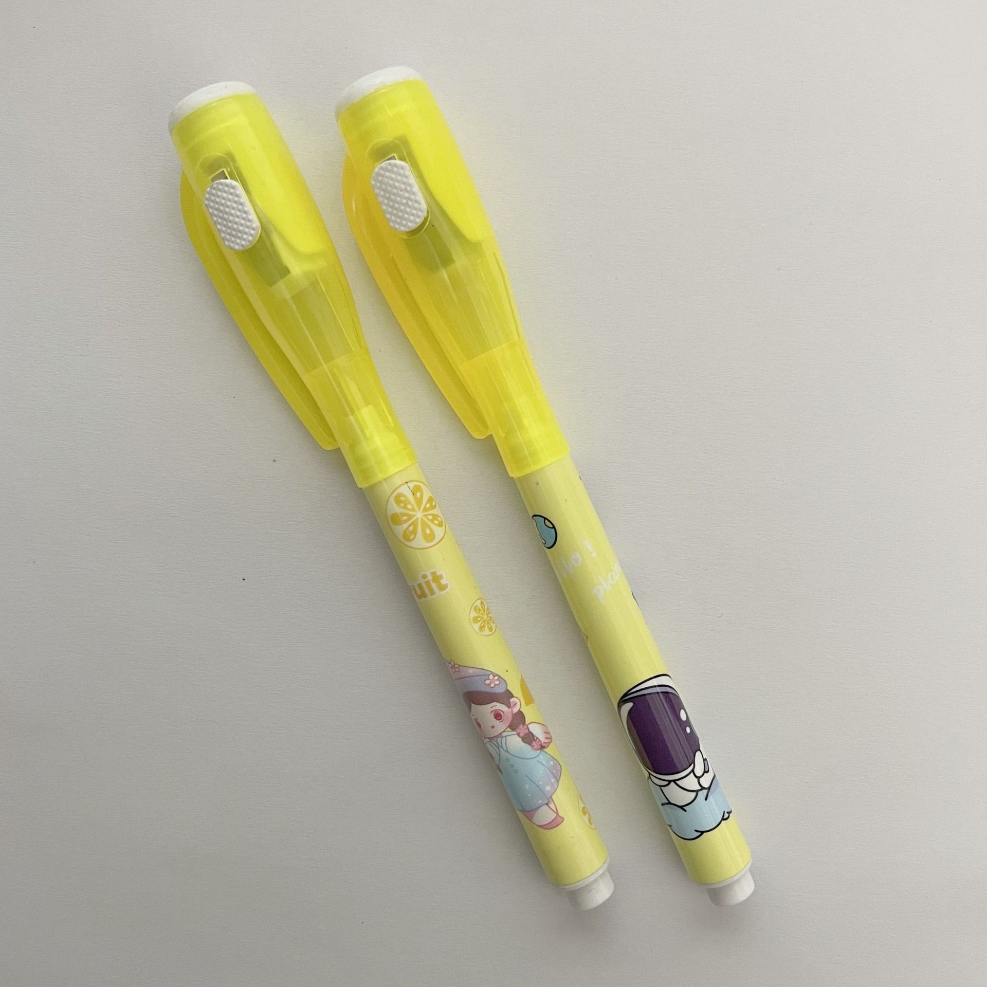 Pen de resaltador invisible lápiz de escritura mágica multifuncional pen de luz invisible ultravioleta papelería interesante al por mayor