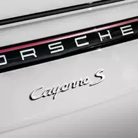 Применимый логотип Porsche S Cayenne macan Paramелла GTS модифицированный логотип автомобиля на английском языке