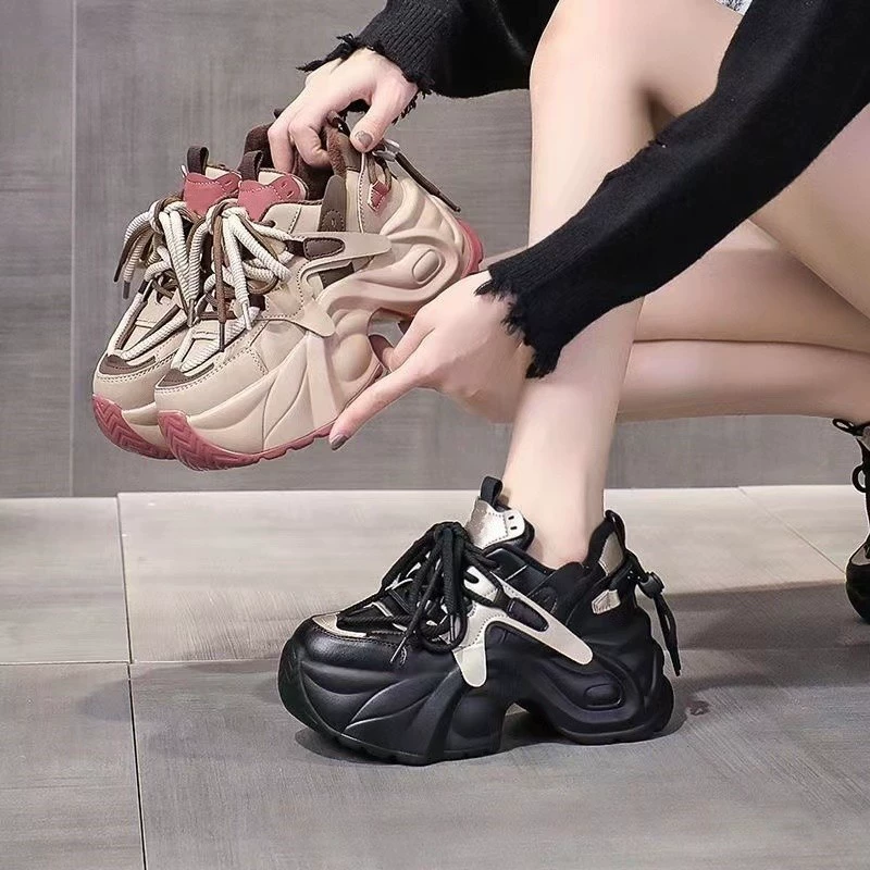 Трансграничная сеть красная обувь папы женская толстая подошва увеличена