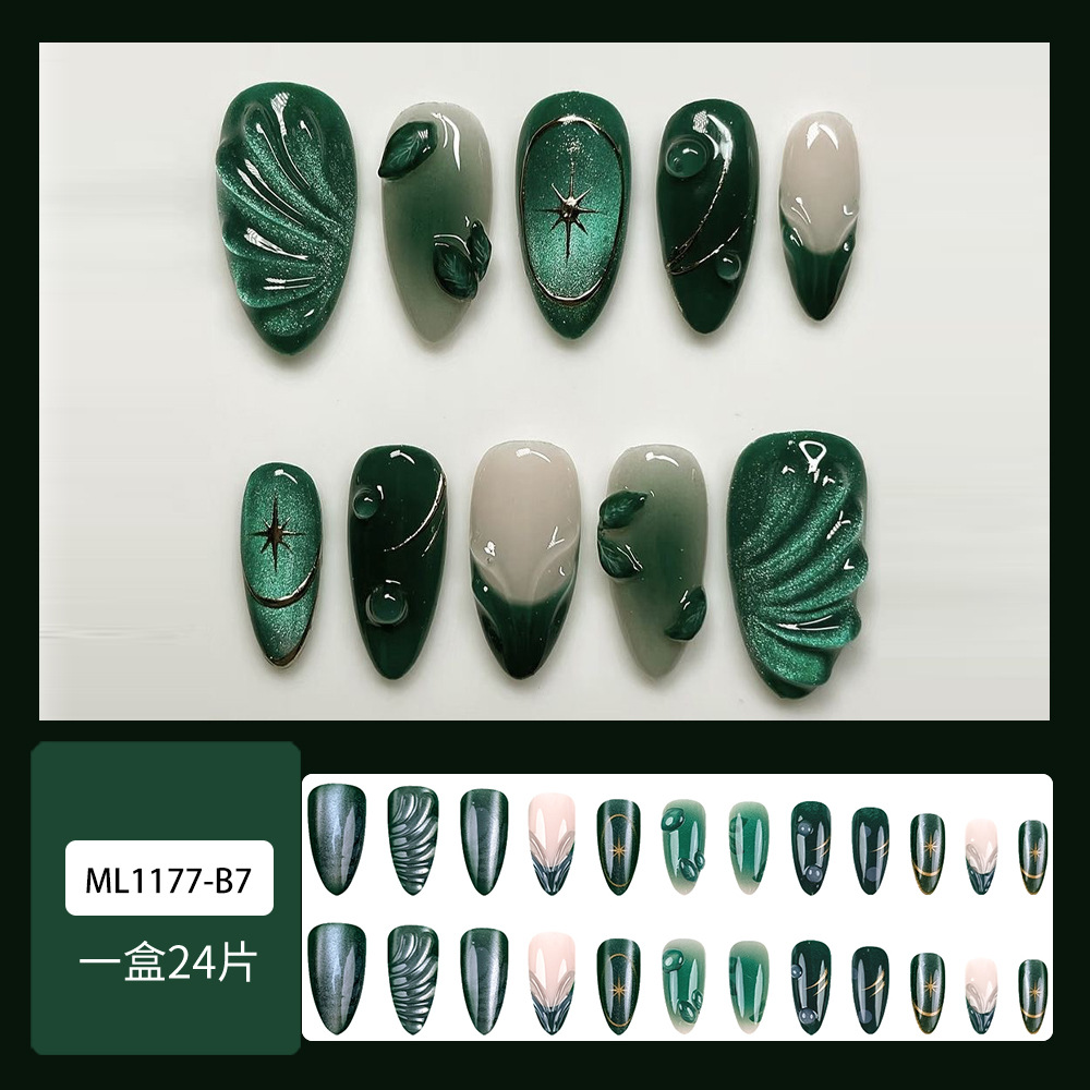 Use un parche de uñas 3D estereoscópico de alto nivel, goteo de goma dulce y caliente, uñas falsas transfronterizas, parches de uñas.