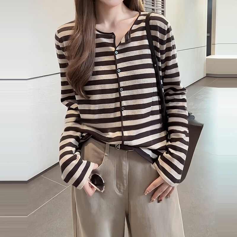 2026 early autumn new collection: stylish and casual knit sweaters for women, featuring color-blocked cardigan tops in green stripes, coffee stripes, and other designs