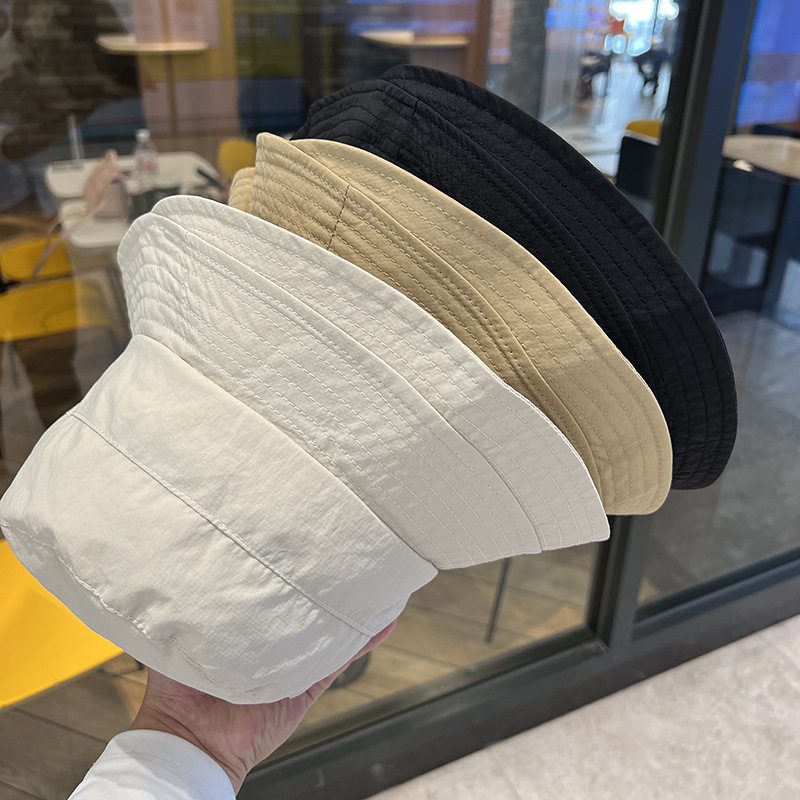 Sombrero de pescador de protección solar para mujeres 2024 nuevo estilo de estilo de moda con bordes anchos y una parte superior plana, sombrero de sol casual universal