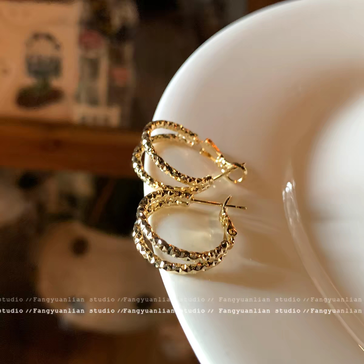 41# Double Ring Broken Light Gold Texture Circle Stud Earrings