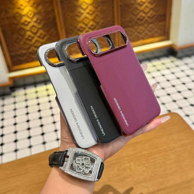 Suitable for Huawei Pura X50 phone case, lightweight, drop-resistant, wireless magnetic, wide-edge protective case, new and simple design