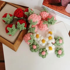 Crochet wool cute strawberry flower pendant, raspberry trouble bag keychain car hanging ornament new style