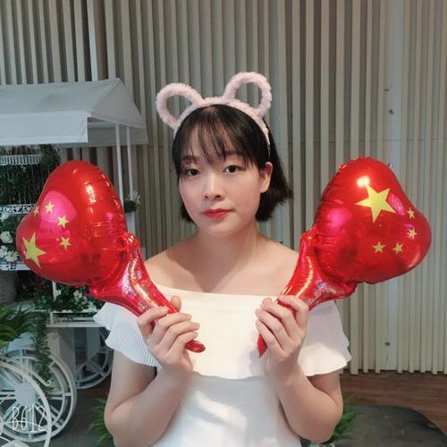 Factory wholesale National Day red flag inflatable headbands—five-star design, perfect for kindergarten kids' patriotic activities!