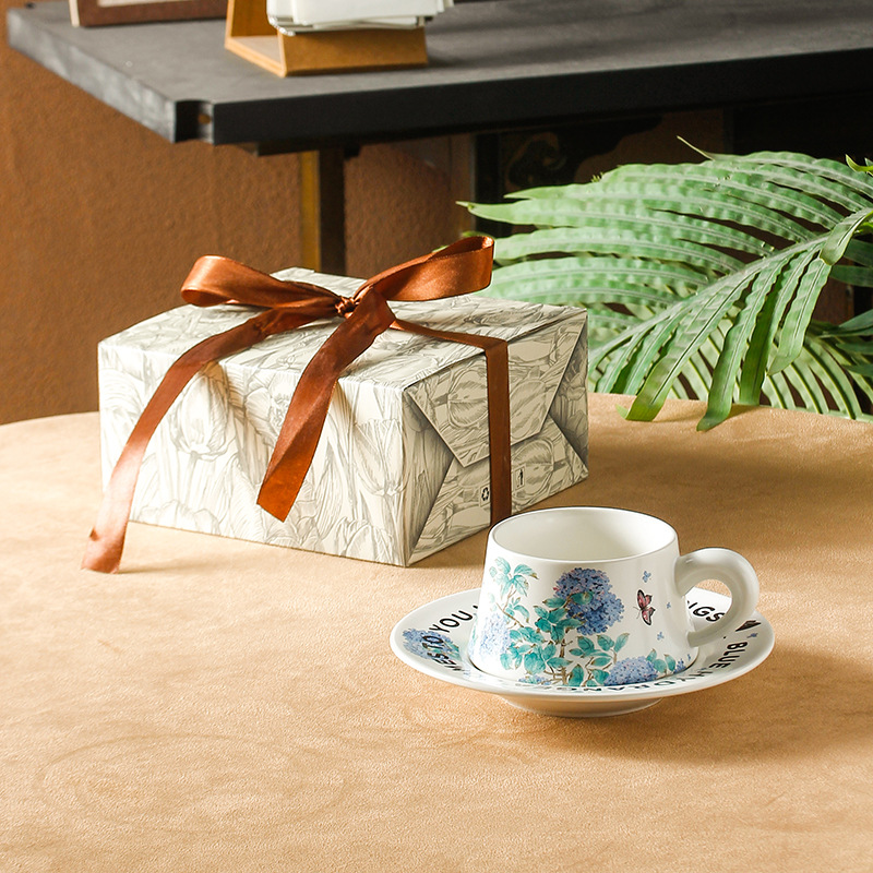 Diseñador original de alta gama retro de flores y pájaros, Qingluan, flores, tazas y platos, tazas de café, platos, tazas de desayuno, cerámica