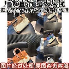 26���¿��ճ�ͨ�՚��|Ů������r�аٴ��ɫƤ�|�����K����F؛
