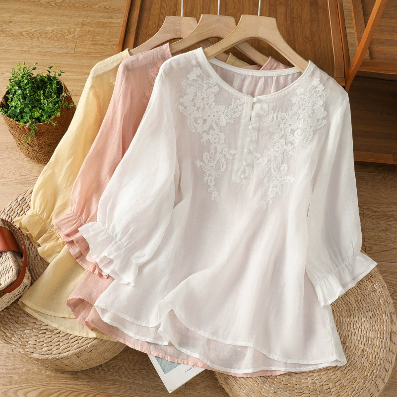 2025 новый летний стиль ретро этнический стиль улучшенный литературный повседневный свободный вышитый топ с круглым вырезом и рукавом три четверти