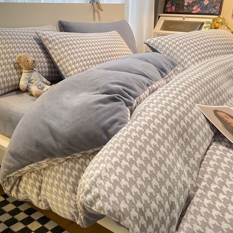 厚いワッフルミルクの毛の4つのセットの3dの立体の彫刻の冬の宝の宝の毛の3つのセットのシーツのベッドの笠の金