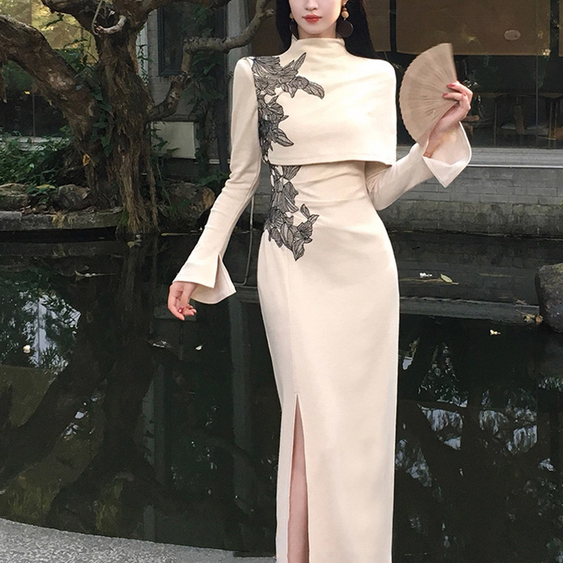 复古国风秋枫叙新中式针织连衣裙女早秋法式斗篷披肩长袖旗袍长裙|undefined