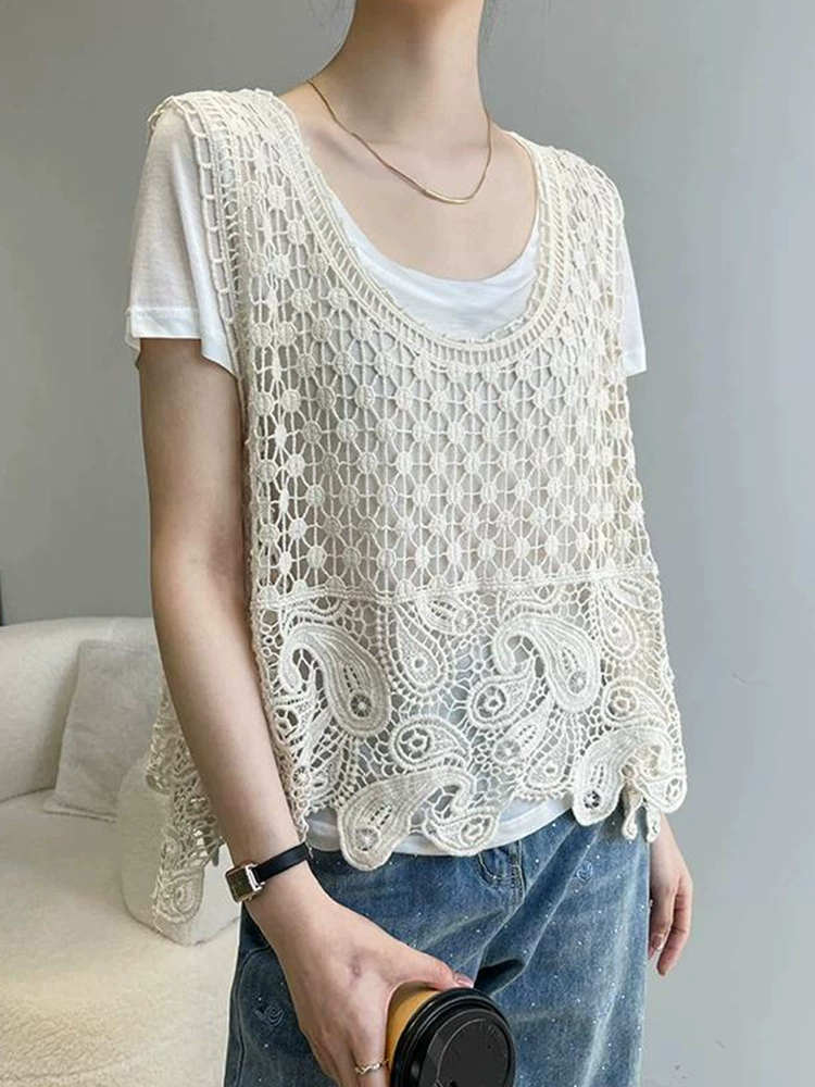 Apricot vest, top with cups, tank top sleevless, loose fit