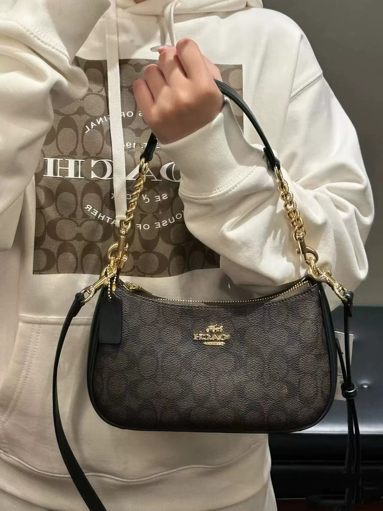  atmospher ic one-shoulder bag, chain, handheld shoulder bag, wide color palette, chain bag